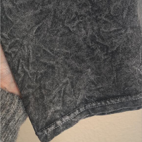 Spirit Halloween Hallowasted Pumpkin Acid Wash T-shirt - Picture 9 of 11